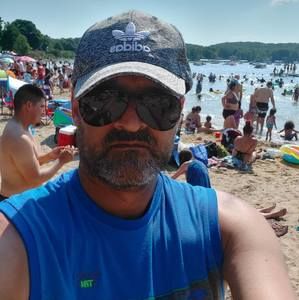 Meet your Posher, Charbel